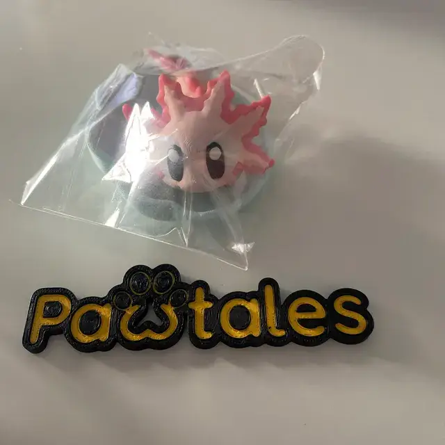Figura Paw Auri en su bolsa, recien recibida